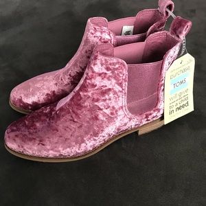 Super Cool! Crushed Velvet Toms Boots